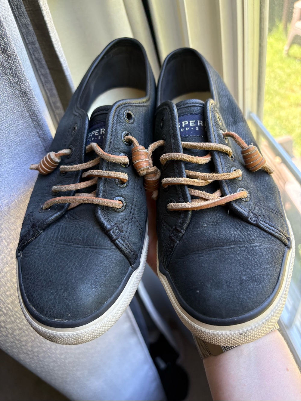 Sperry Women’s Black Leather Casual Sneaker